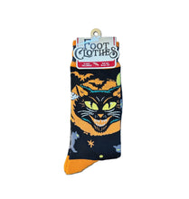 Load image into Gallery viewer, Vintage Cat Socks