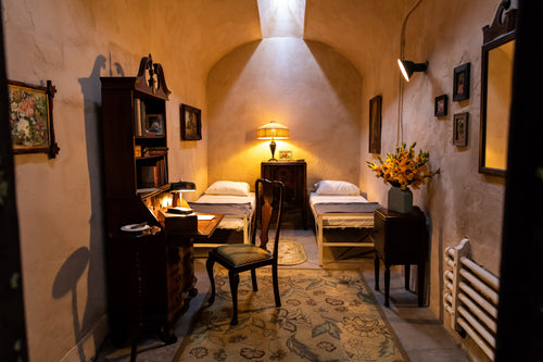 Al Capone's Recreated Cell Postcard